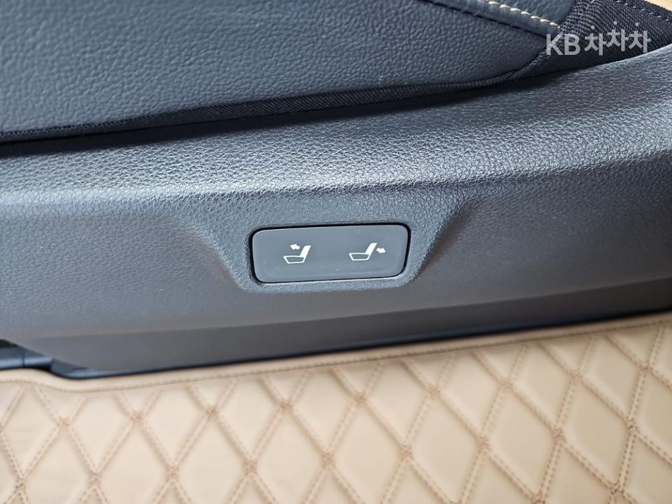 Kia Carnival — miniaturë 13