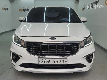 Kia Carnival 9인승 2.2 디젤 프레스티지 — foto 1