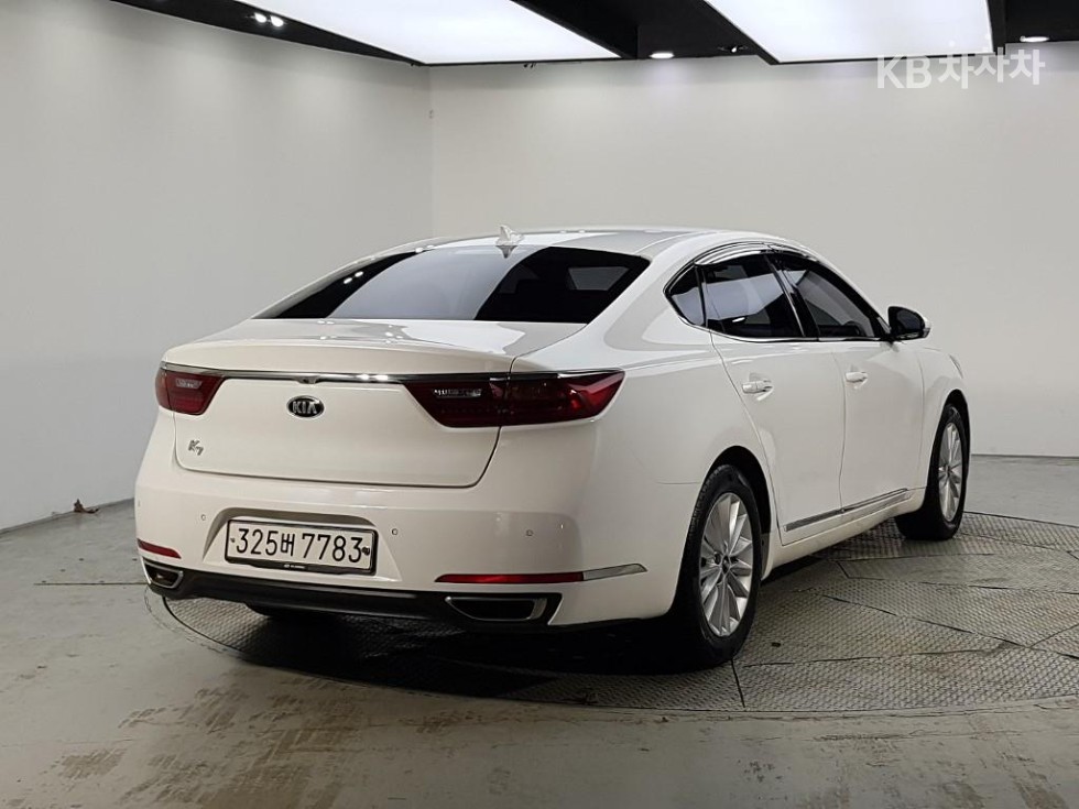 Kia K7 — miniaturë 4