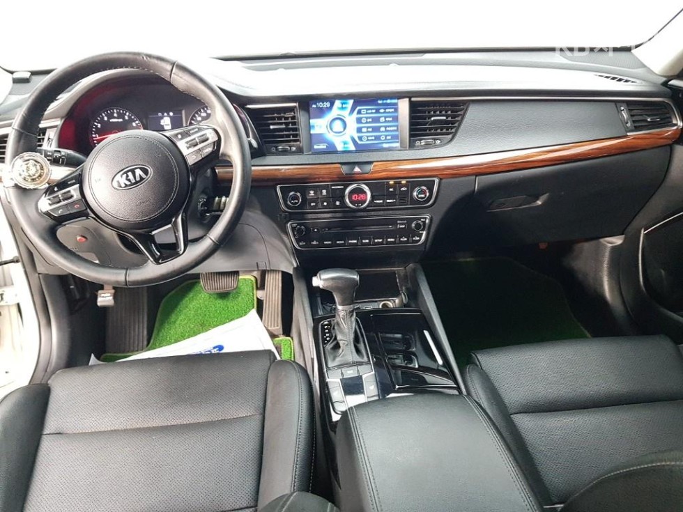 Kia K7 — miniaturë 5