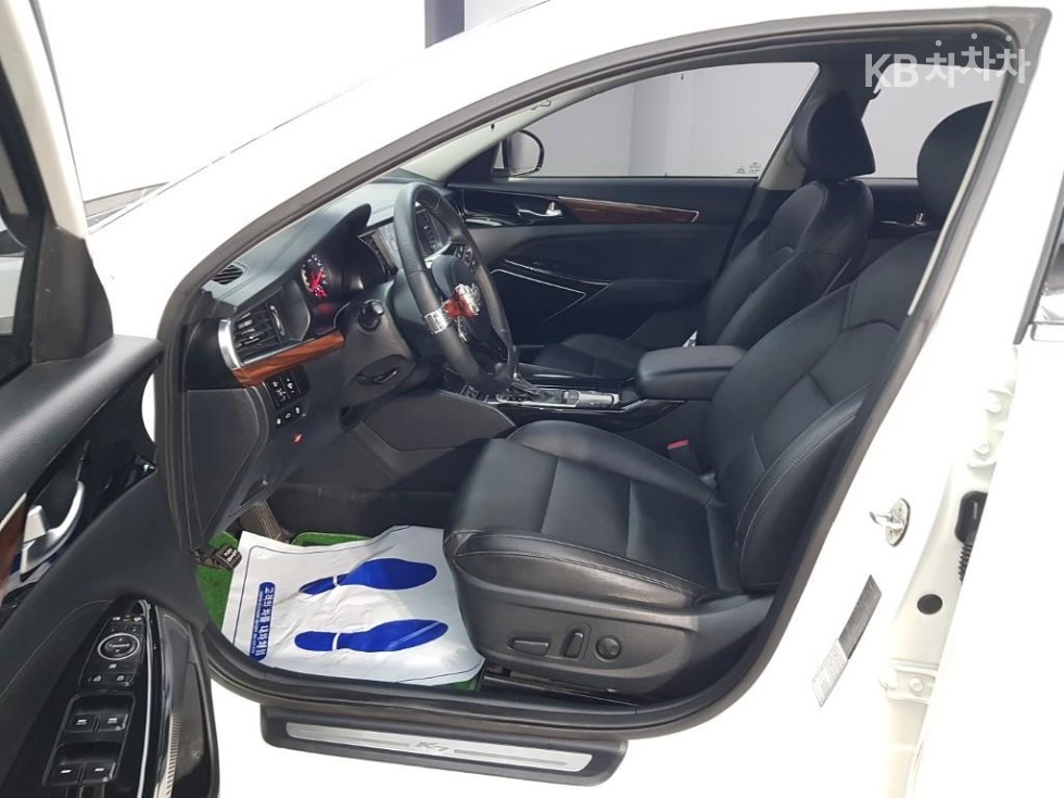 Kia K7 — miniaturë 11