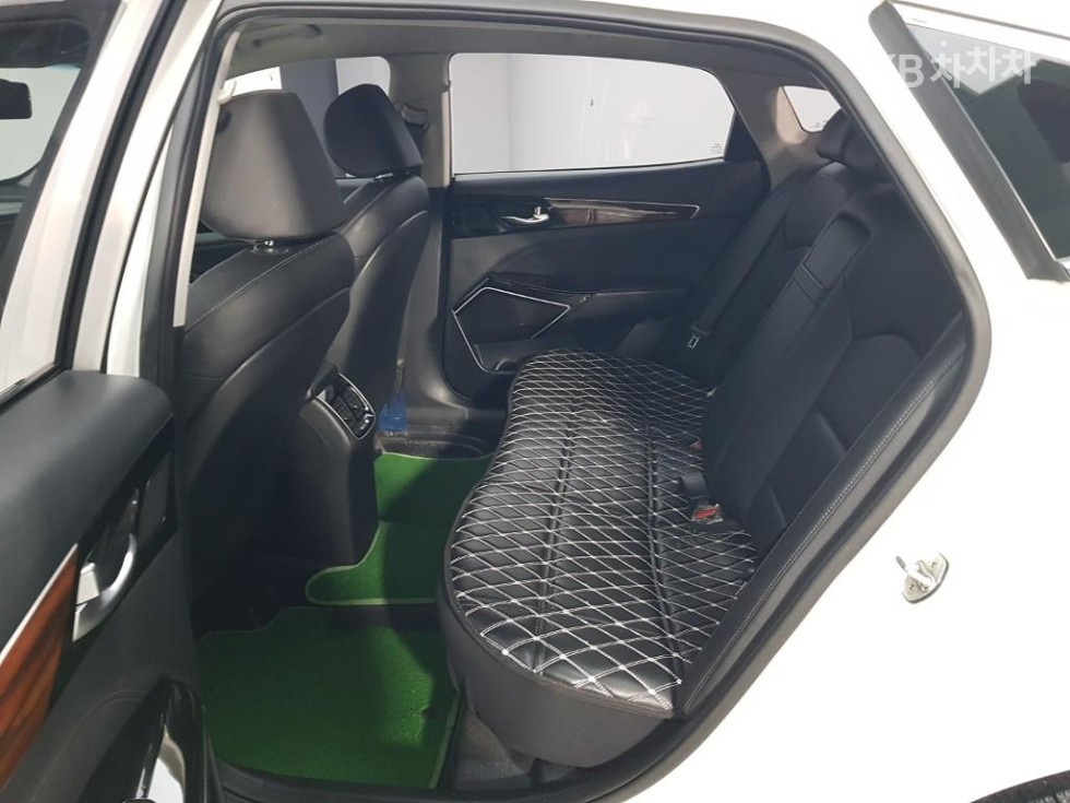Kia K7 — miniaturë 12