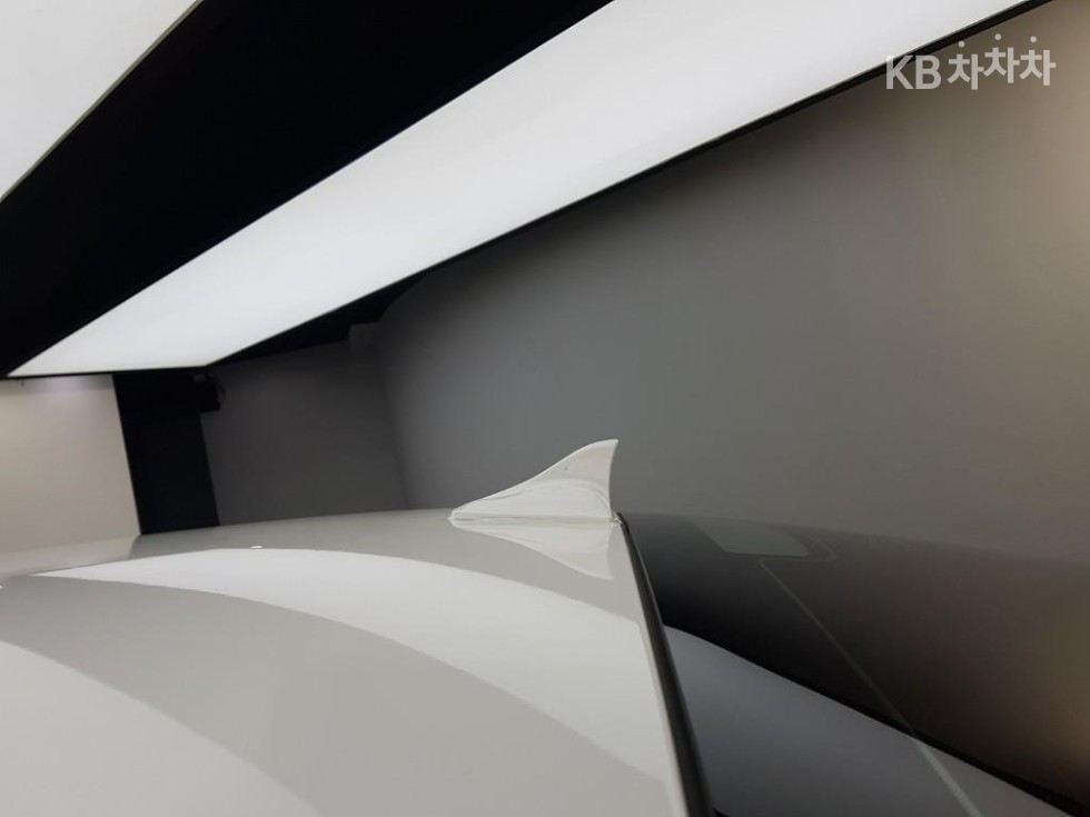 Kia K7 — miniaturë 13
