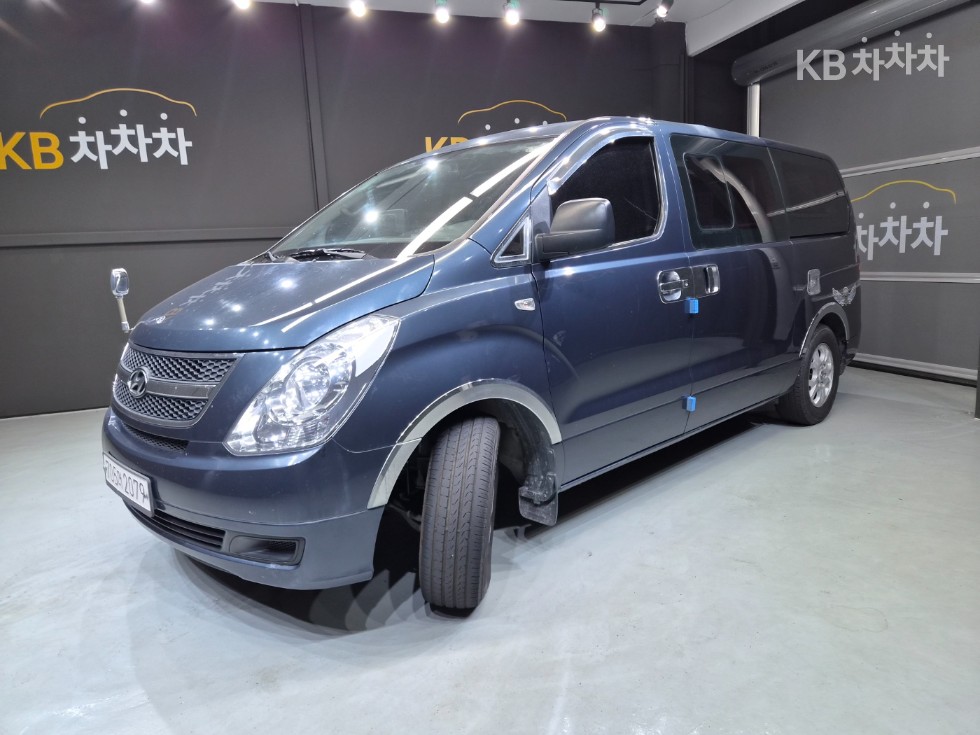 Hyundai Starex — miniaturë 3