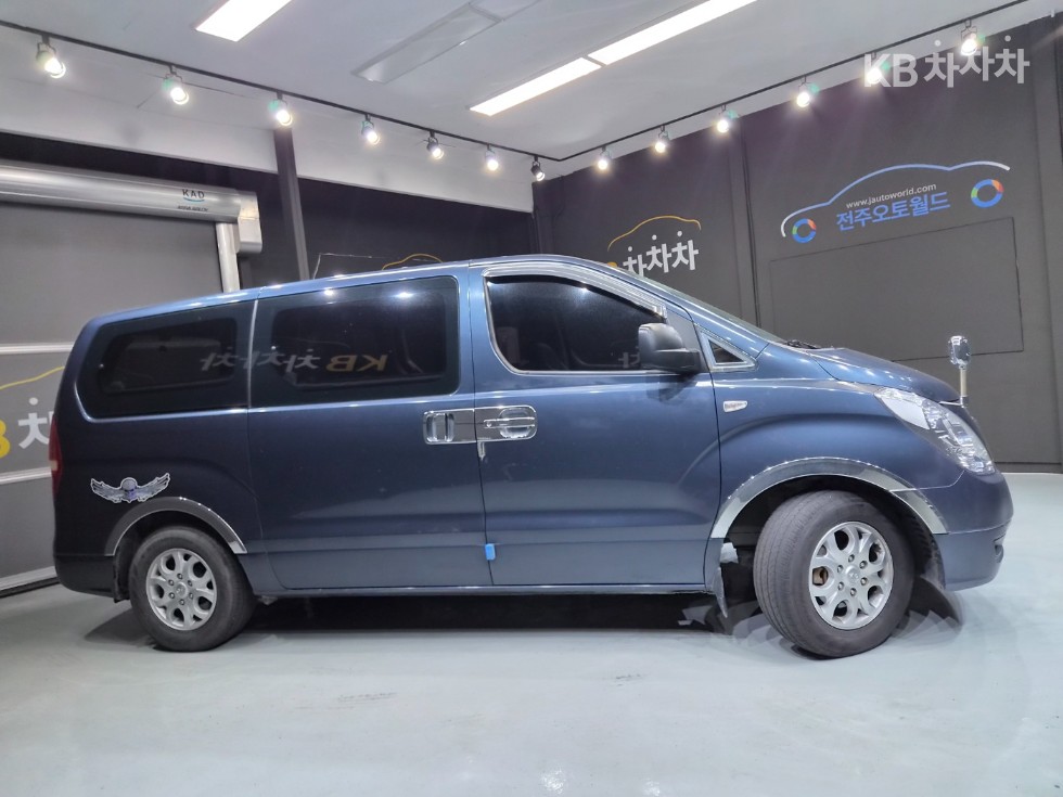 Hyundai Starex — miniaturë 5