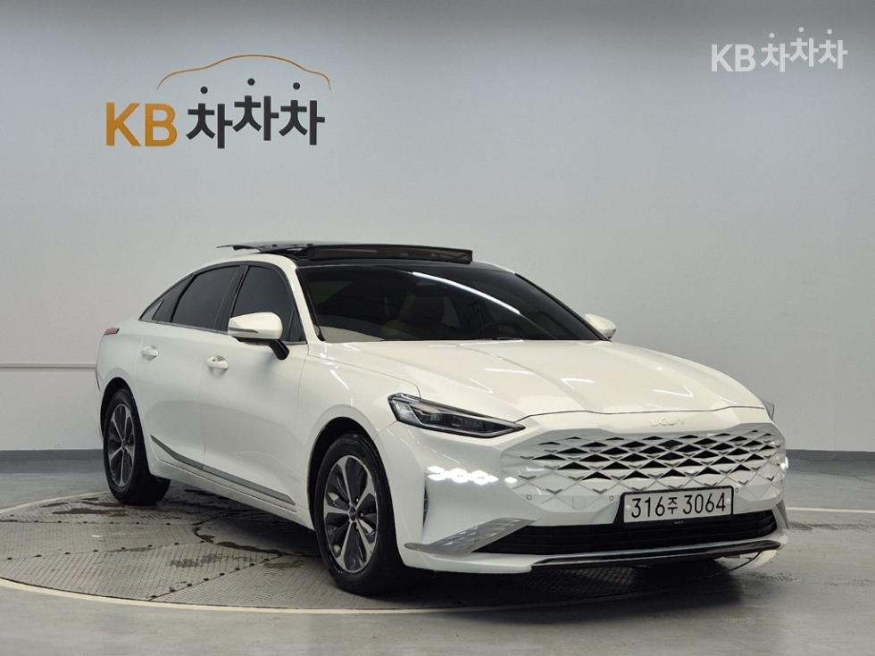 Kia K8 — miniaturë 4
