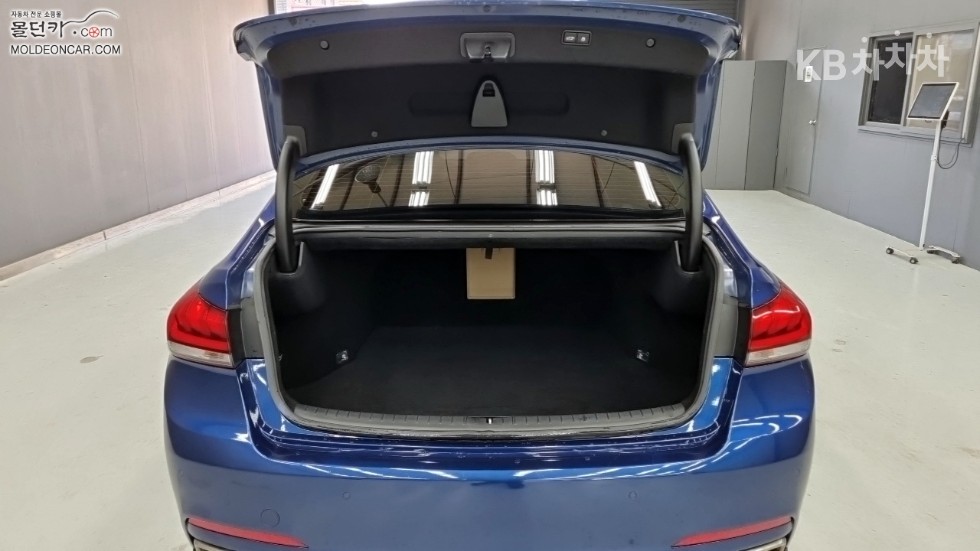 Genesis G80 — miniaturë 9