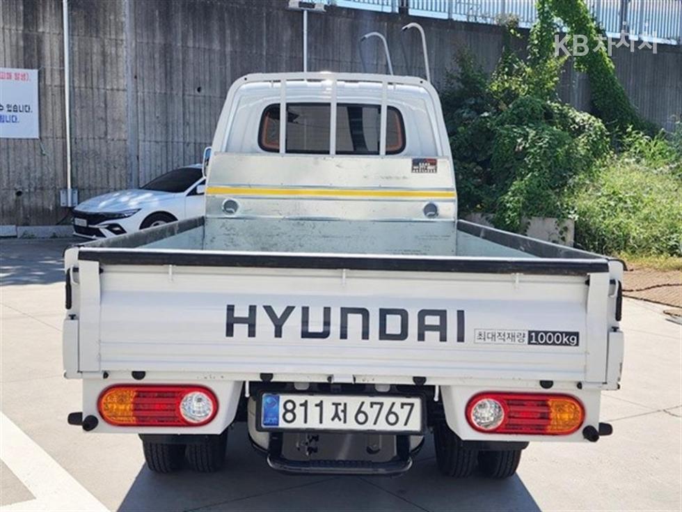 Hyundai Premium — фото 4