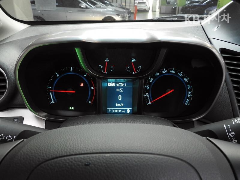 Chevrolet Orlando — miniaturë 13
