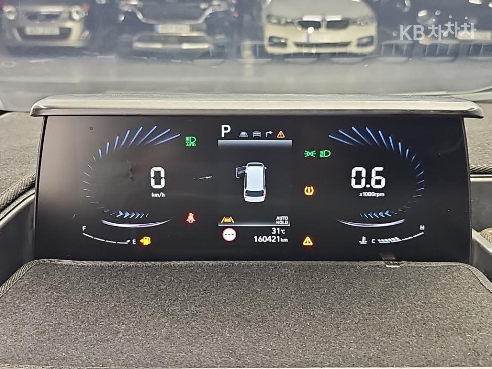 Hyundai Staria — miniaturë 6