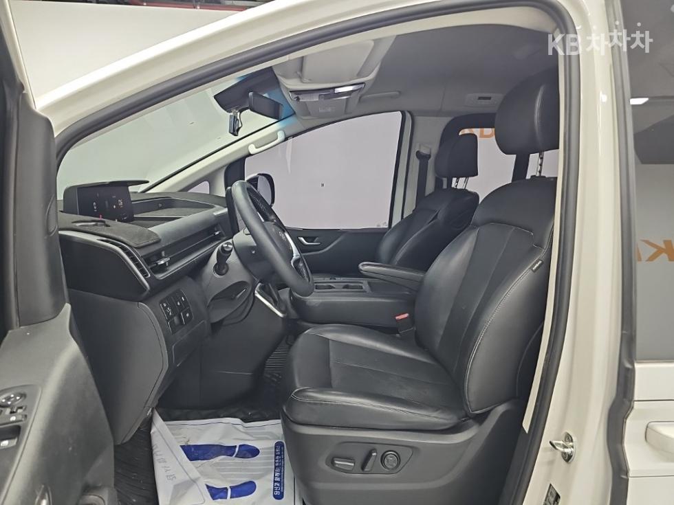 Hyundai Staria — miniaturë 11