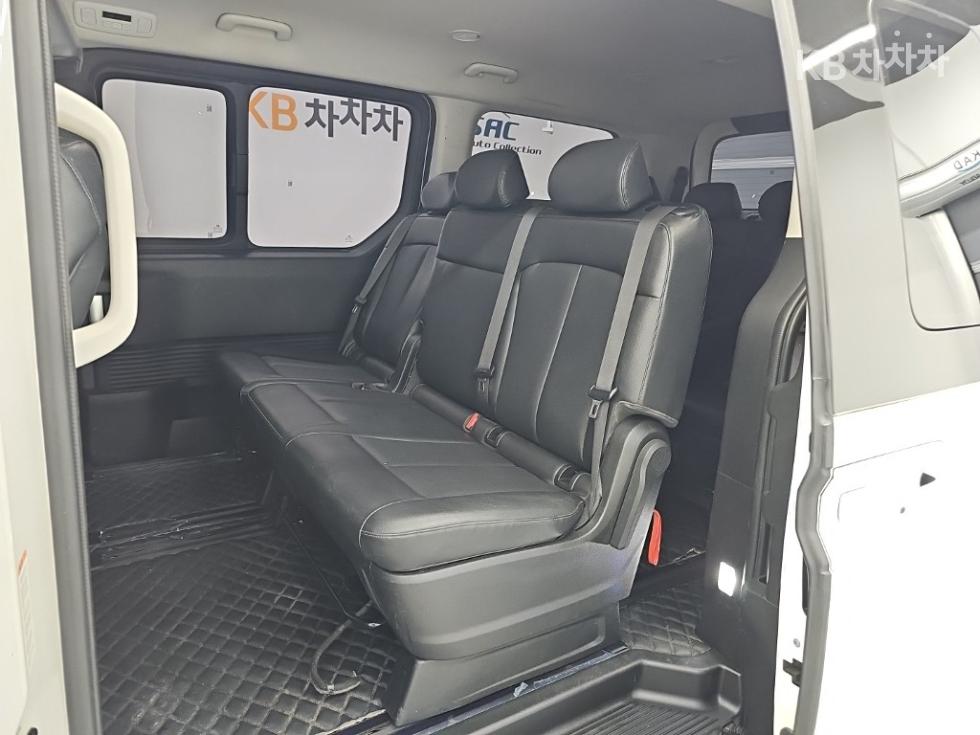 Hyundai Staria — miniaturë 12