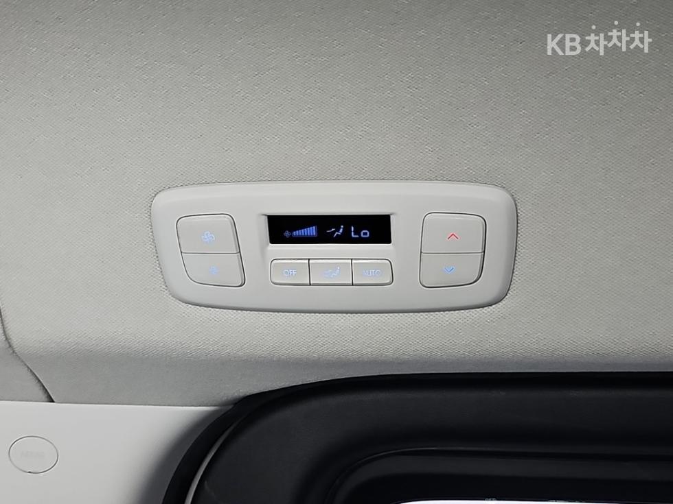 Hyundai Staria — miniaturë 14