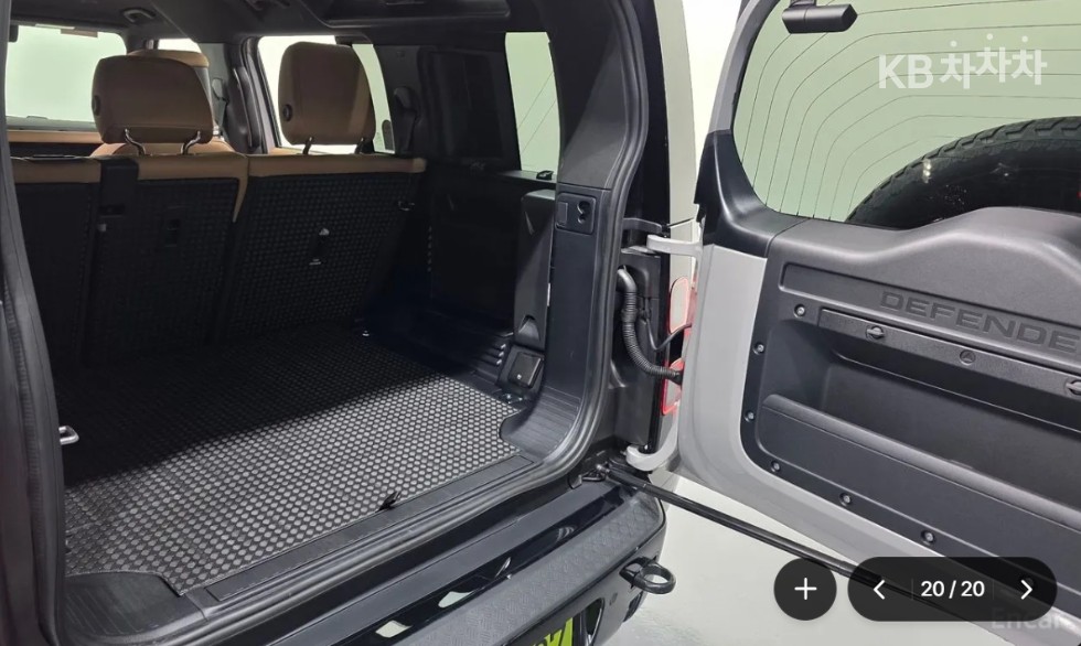 Land Rover Defender — miniaturë 20