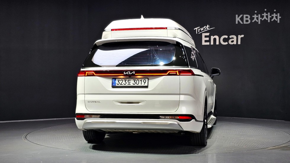 Kia Carnival — miniaturë 31