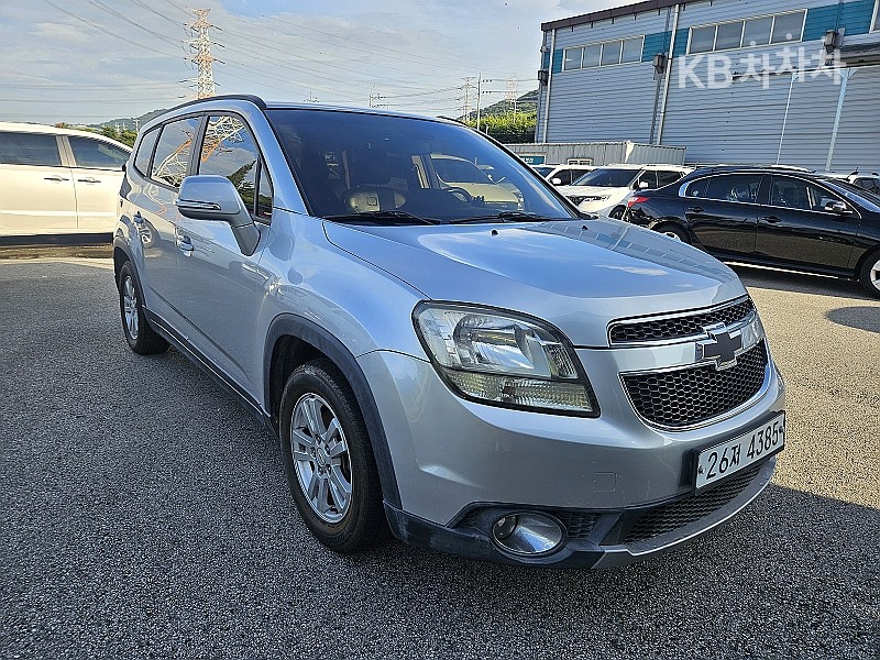 Chevrolet Orlando — miniaturë 3