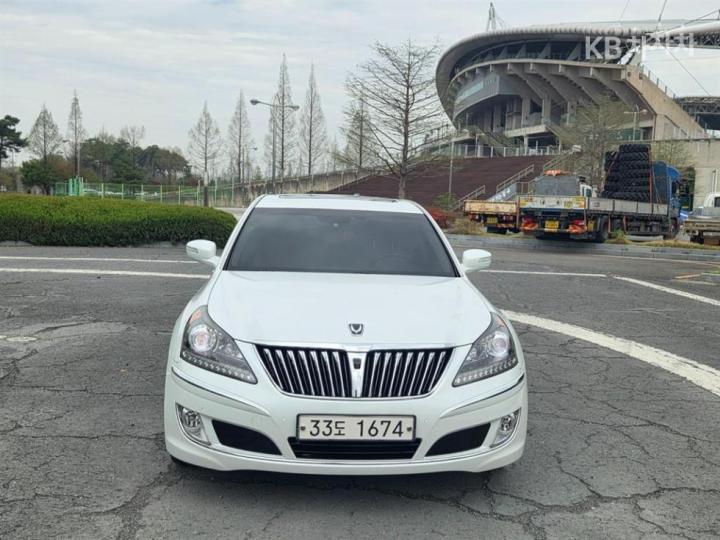 Hyundai Equus 5.0 Exported — foto 1