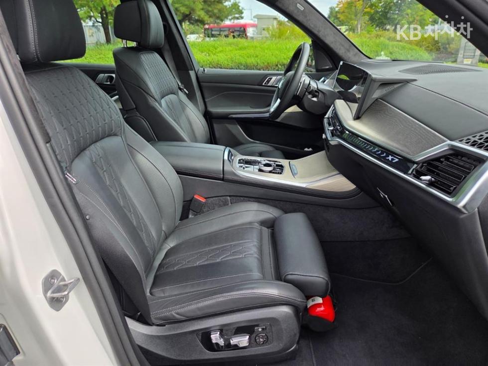 BMW X7 — miniaturë 14