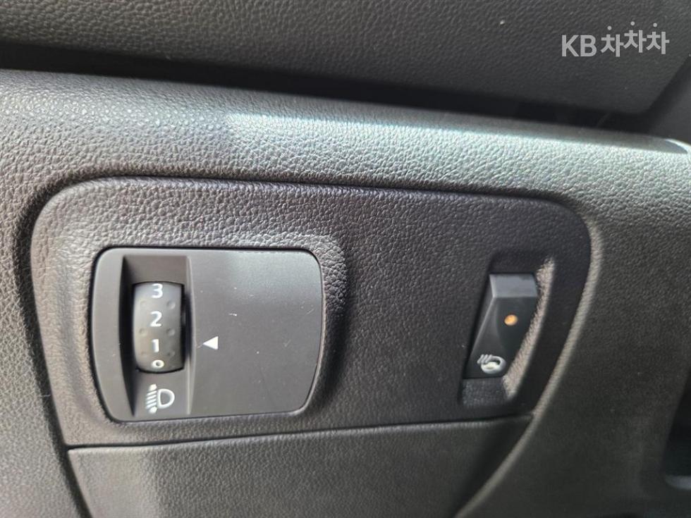Renault Samsung SM6 — miniaturë 17