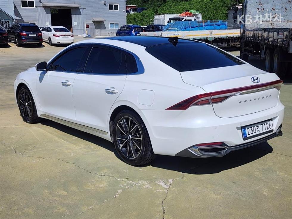Hyundai Grandeur — miniaturë 5