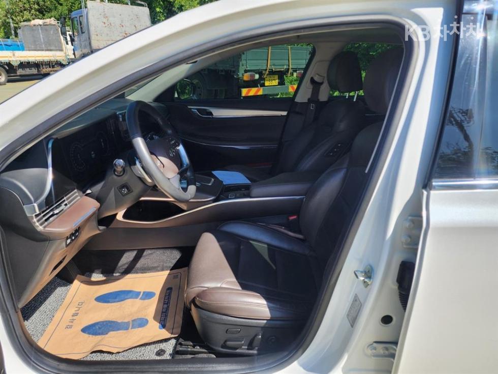 Hyundai Grandeur — miniaturë 12