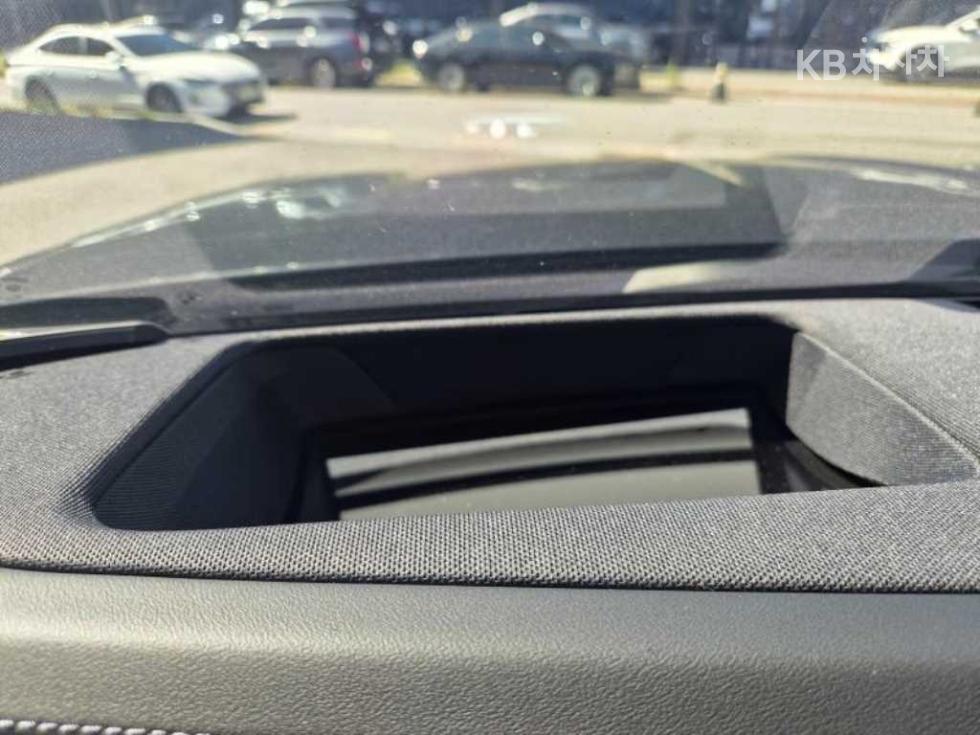 BMW i7 — miniaturë 15