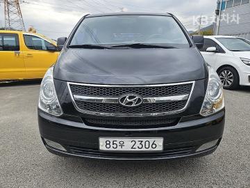 Hyundai Starex 5인승 밴 CVX 프리미엄 — foto 1