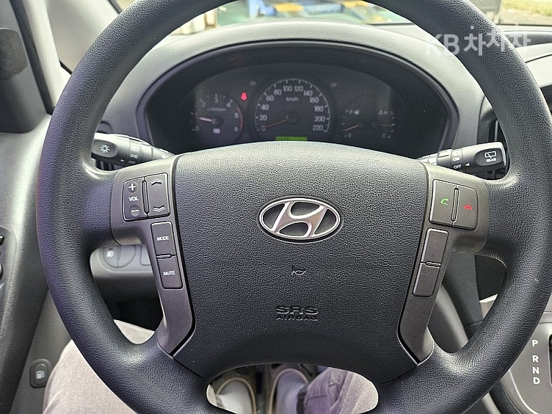 Hyundai Starex — miniaturë 10