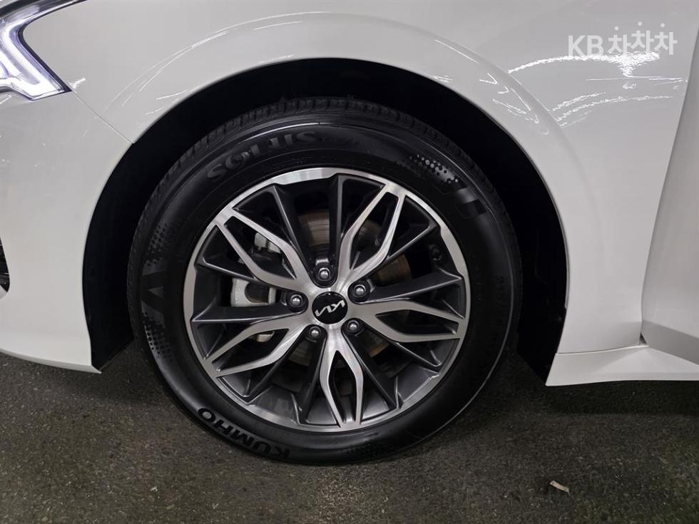 Kia K5 — miniaturë 19