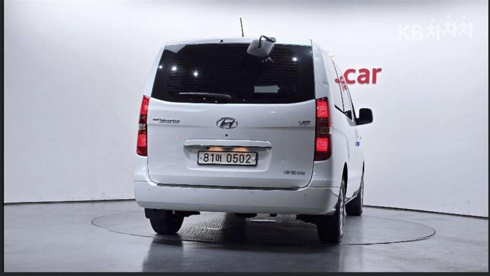 Hyundai Starex — miniaturë 4