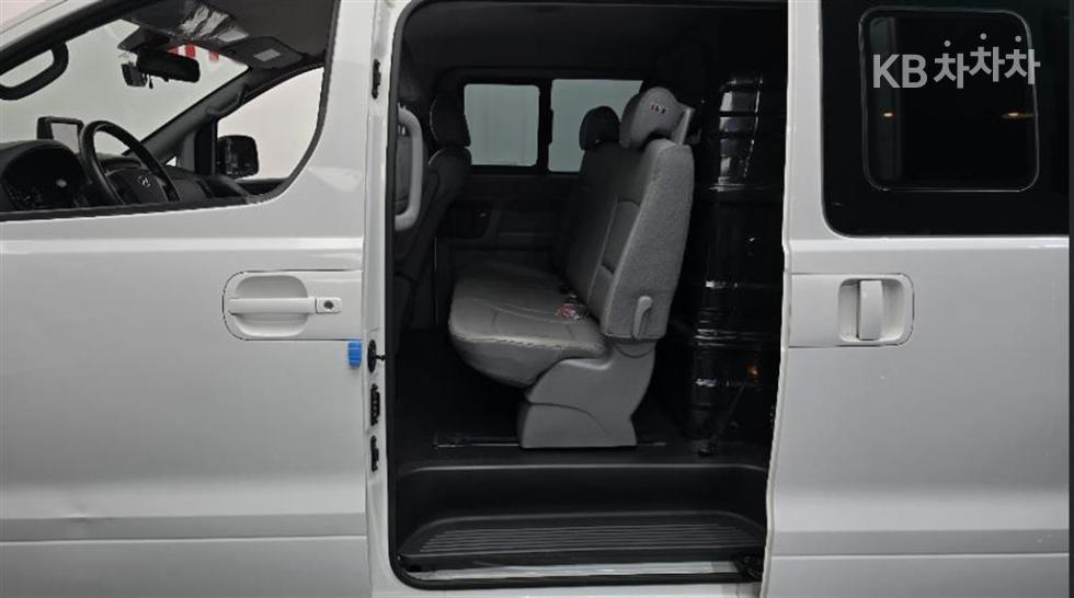 Hyundai Starex — miniaturë 11
