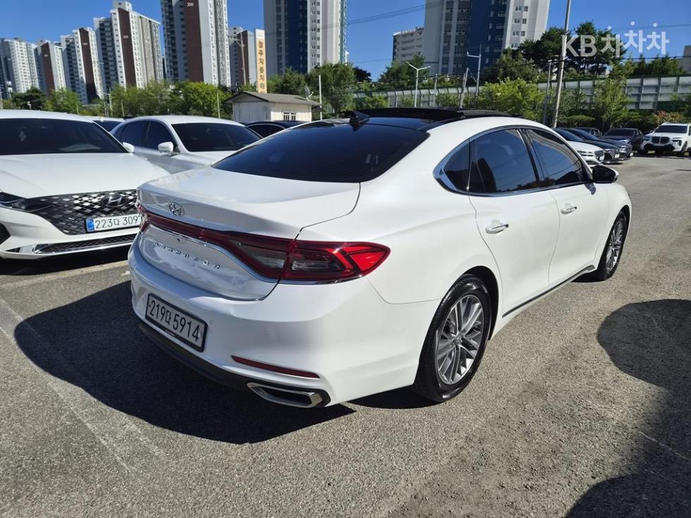 Hyundai Grandeur — miniaturë 4