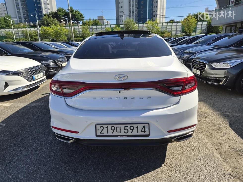 Hyundai Grandeur — miniaturë 5