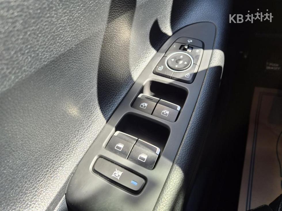 Hyundai Grandeur — miniaturë 17