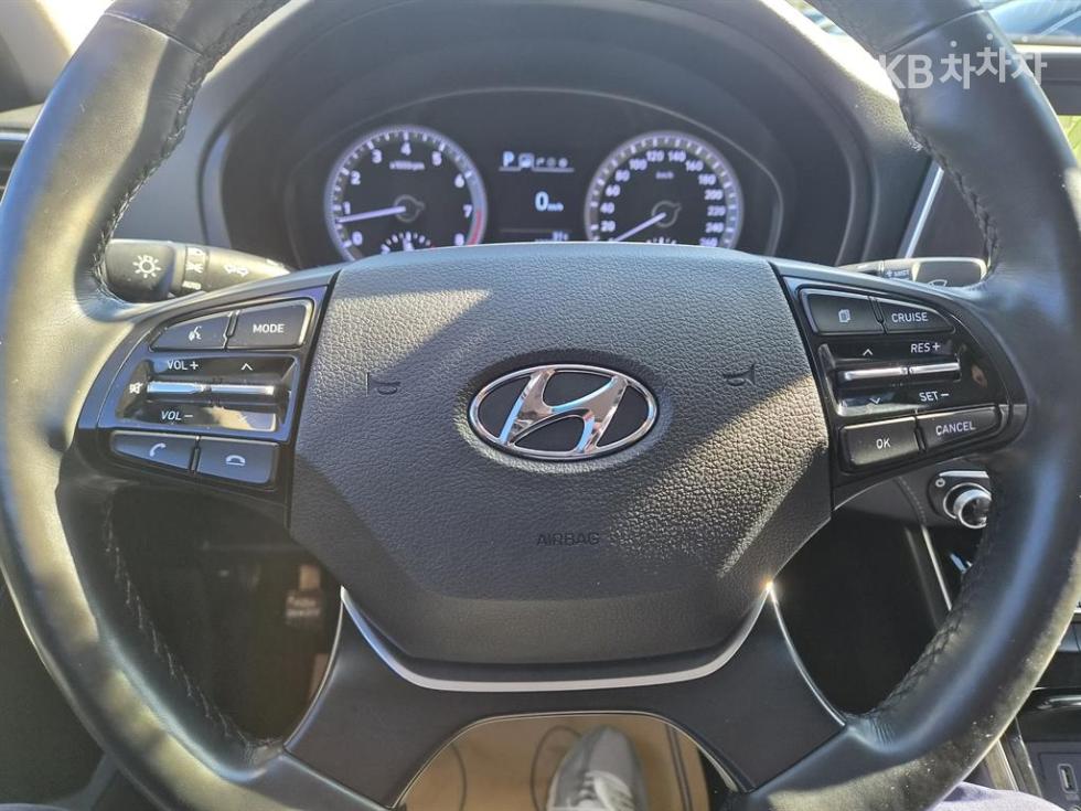Hyundai Grandeur — miniaturë 18