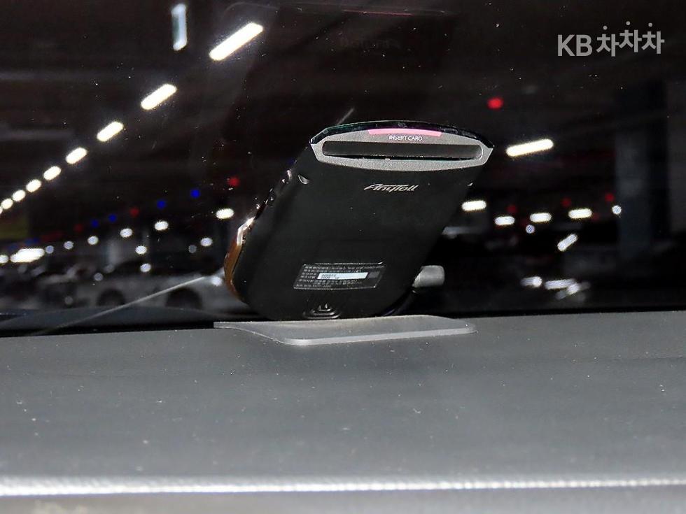 Kia K5 — miniaturë 17