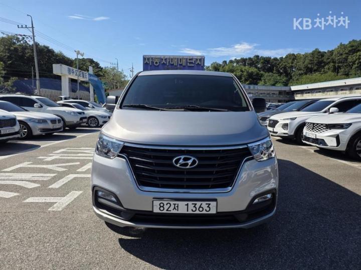 Hyundai Starex 밴 3인승 스마트 — foto 1