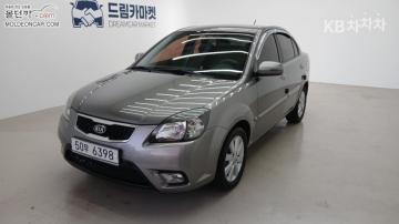 Kia Pride 4dr 1.6 cvvt gold  premium l — foto 1