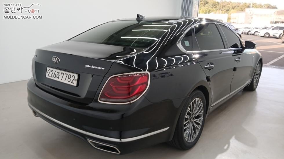 Kia K9 — miniaturë 2