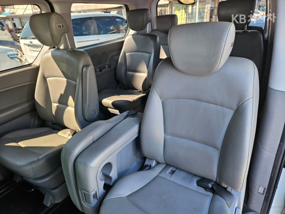 Hyundai Starex — miniaturë 11