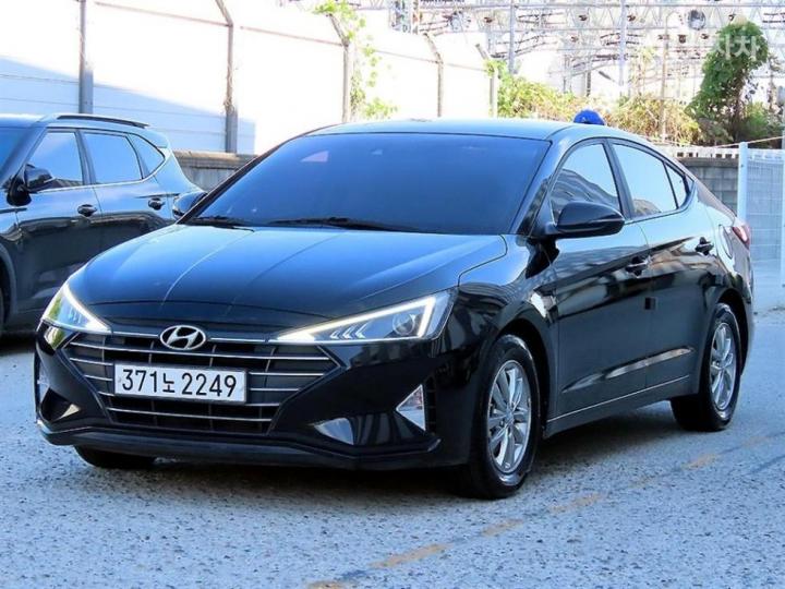 Hyundai Avante — miniaturë 2