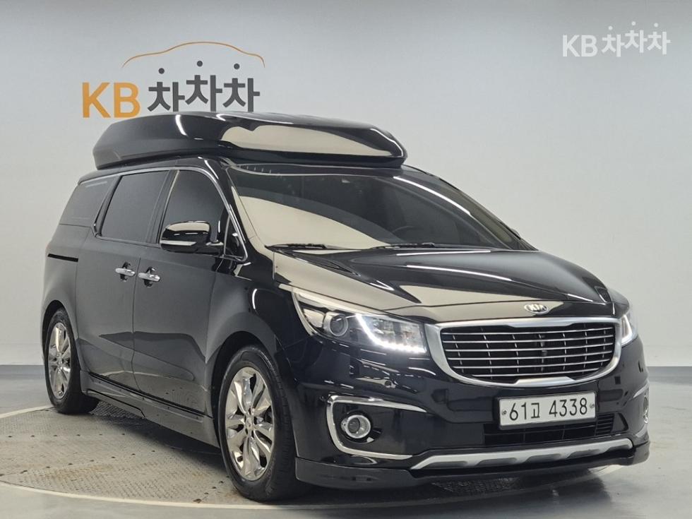 Kia Carnival — miniaturë 4