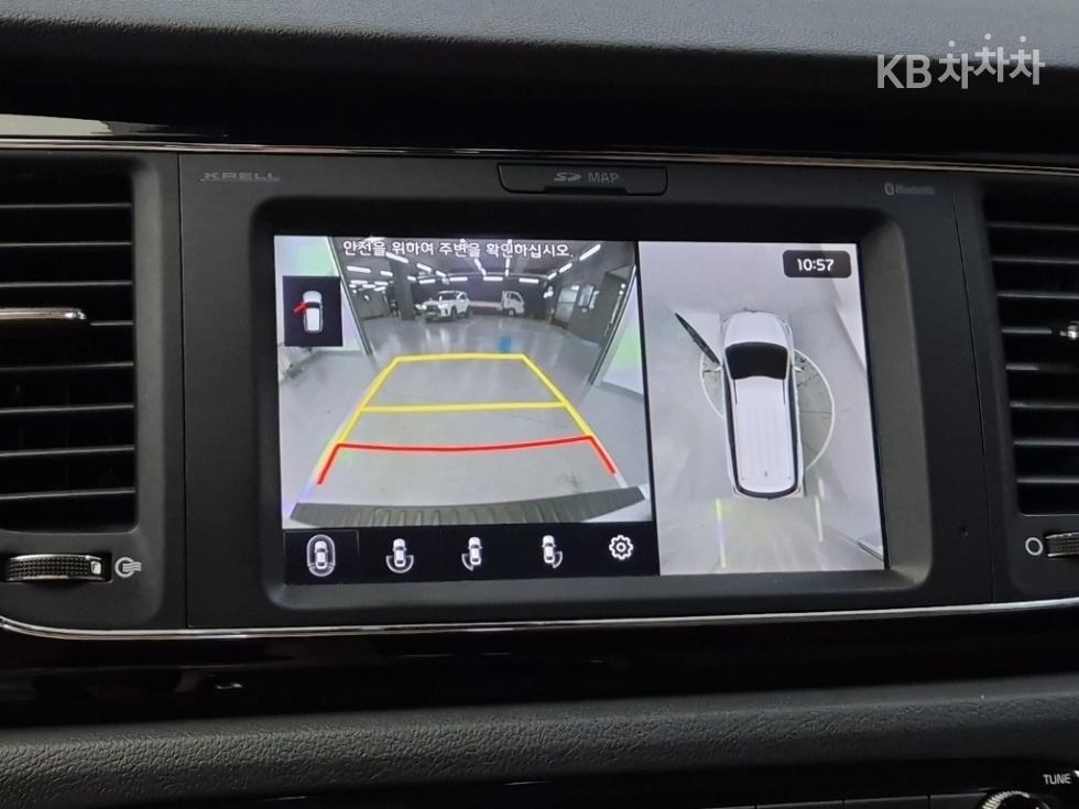 Kia Carnival — miniaturë 15