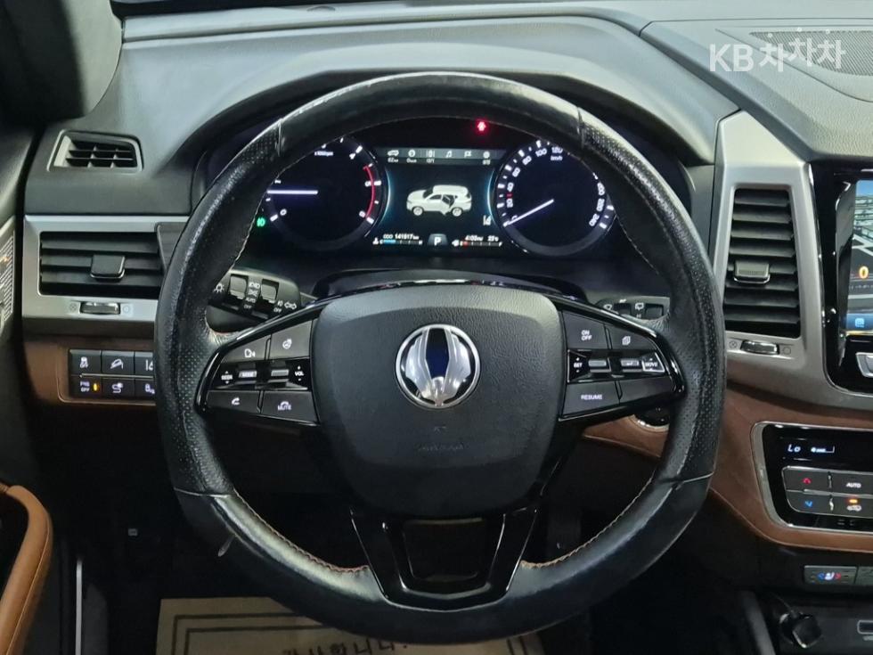 SsangYong Rexton — miniaturë 9