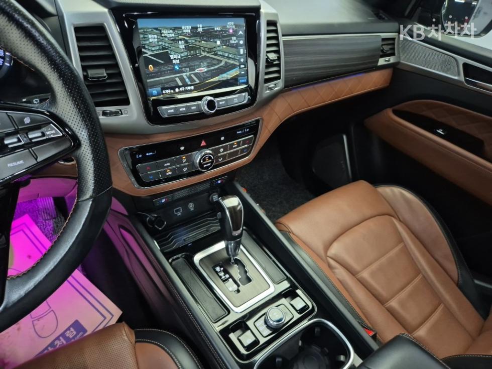 SsangYong Rexton — miniaturë 10