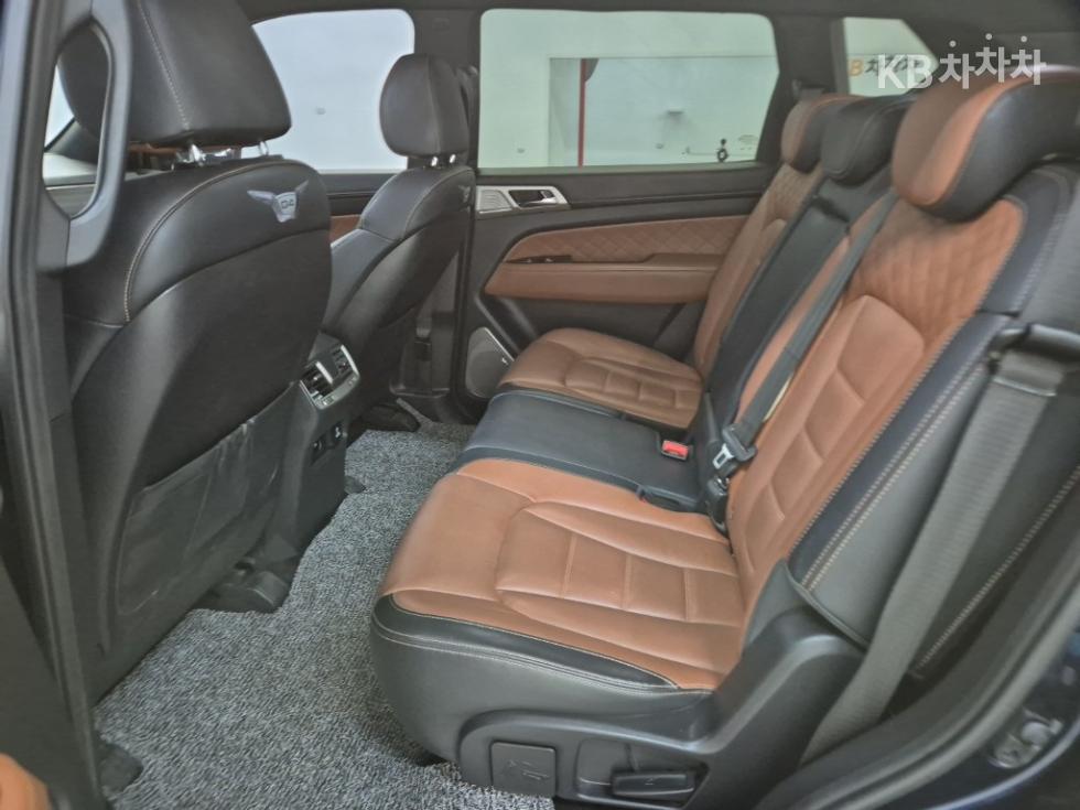 SsangYong Rexton — miniaturë 12