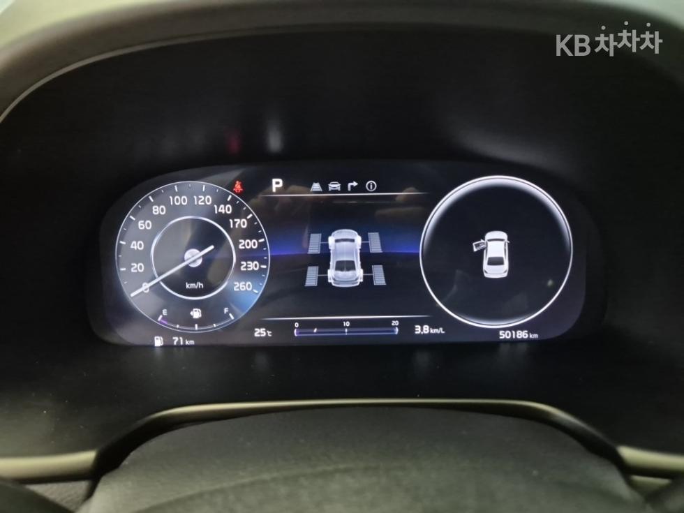 Kia K9 — miniaturë 6