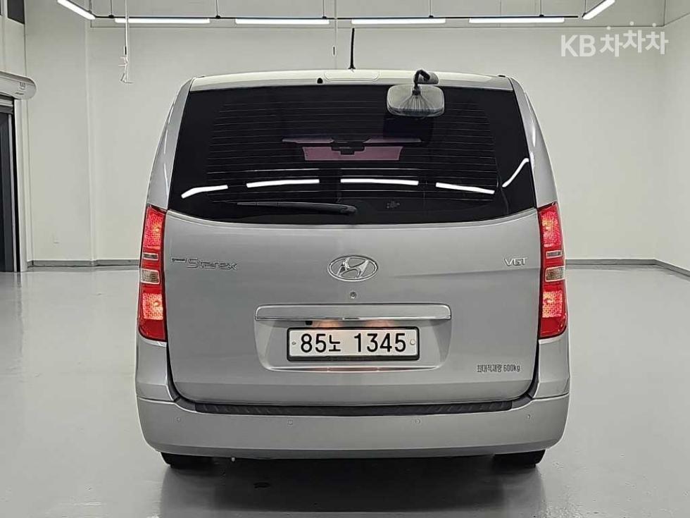 Hyundai Starex — miniaturë 3