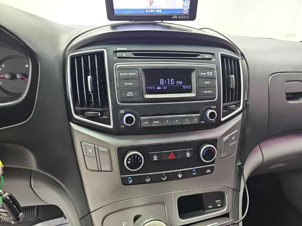 Hyundai Starex — miniaturë 10