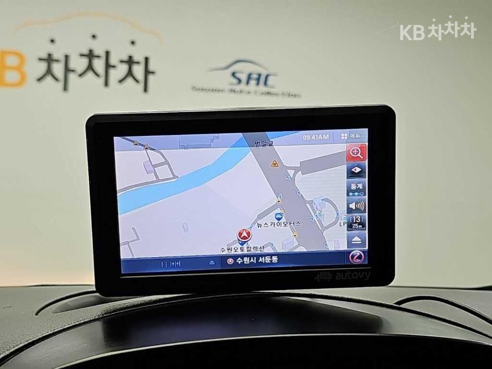 Hyundai Starex — miniaturë 13